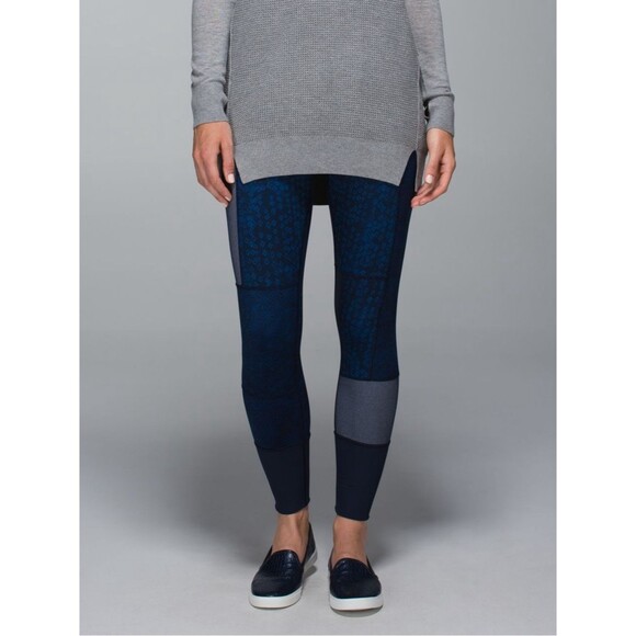 lululemon athletica Pants - Lululemon Wunder Under Pant Size 6